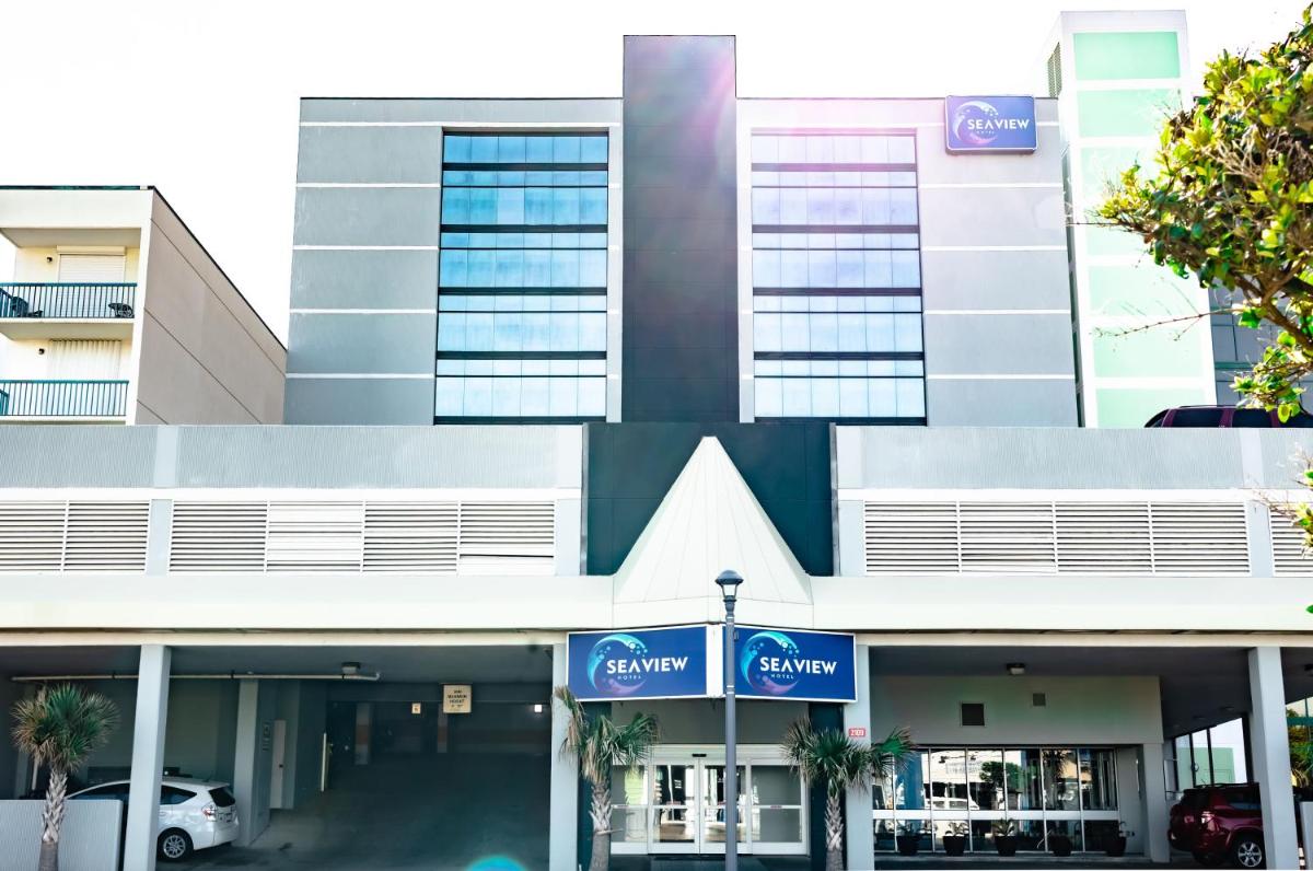 Sea View Hotel - image 3