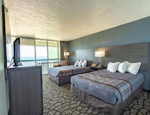 Sea View Hotel - image 36