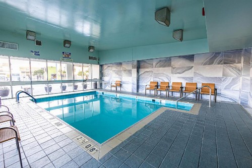 Sea View Hotel - image 5