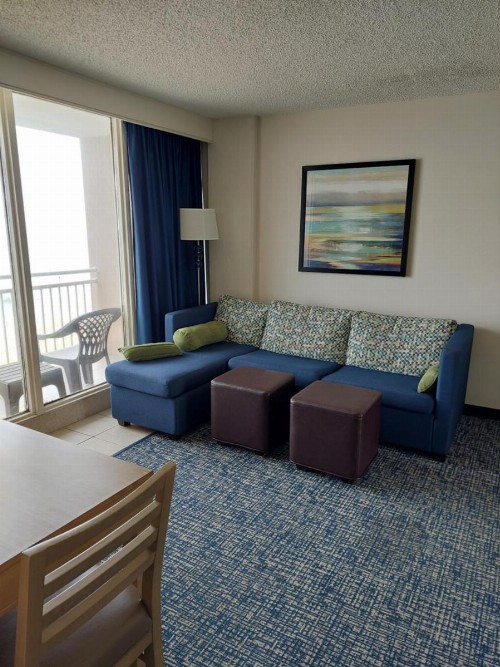 Comfort Suites Beachfront - image 24