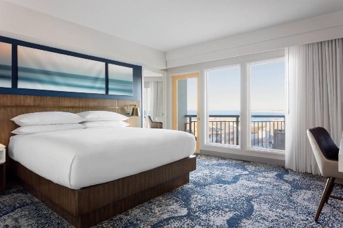 Delta Hotels by Marriott Virginia Beach Bayfront Suites - image 21