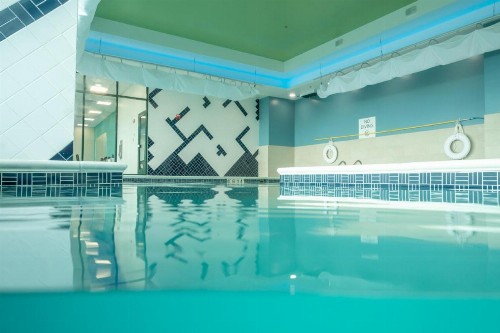 Holiday Inn Express Hotel & Suites Virginia Beach Oceanfront an IHG Hotel - image 15