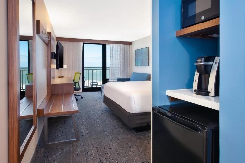 Holiday Inn Express Hotel & Suites Virginia Beach Oceanfront an IHG Hotel - image 34