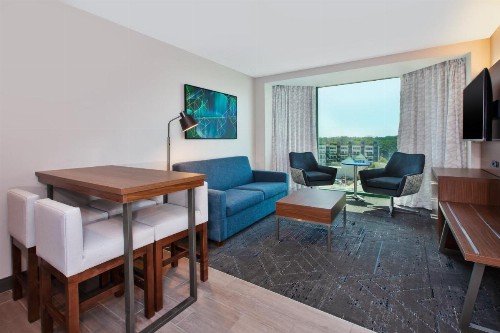Holiday Inn Express Hotel & Suites Virginia Beach Oceanfront an IHG Hotel - image 41