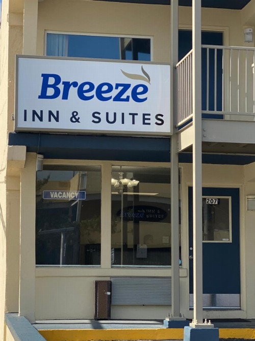 Breeze Inn & Suites Virginia Beach - image 15