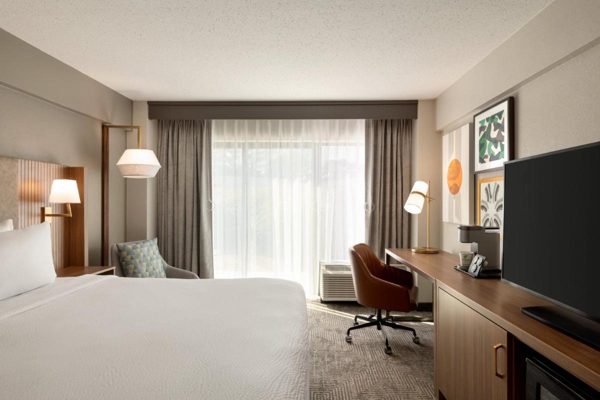 Holiday Inn Virginia Beach - Norfolk an IHG Hotel - image 4