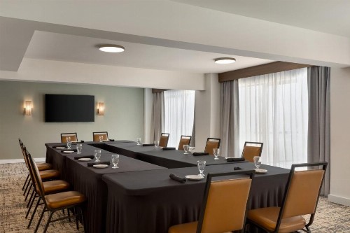Holiday Inn Virginia Beach - Norfolk an IHG Hotel - image 42
