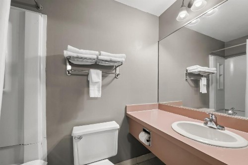 Knights Inn Virginia Beach Lynnhaven - image 10