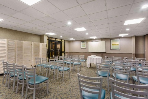 Ramada Plaza by Wyndham Virginia Beach - image 7