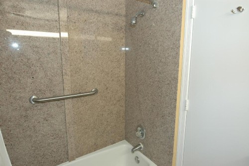 Ambassadors Inn & Suites - image 25