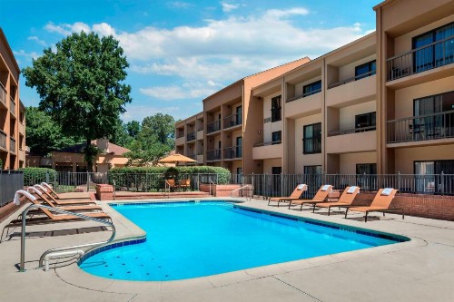 Courtyard Virginia Beach Norfolk - image 16