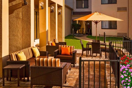 Courtyard Virginia Beach Norfolk - image 5