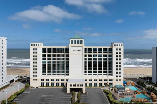 Courtyard Virginia Beach Oceanfront / North 37th Street - image 2