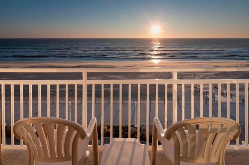 Courtyard Virginia Beach Oceanfront / North 37th Street - image 29