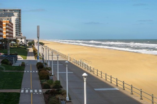 Courtyard Virginia Beach Oceanfront / North 37th Street - image 33