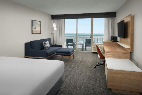Courtyard Virginia Beach Oceanfront / North 37th Street - image 5