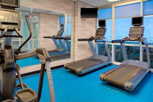 Fairfield Inn & Suites by Marriott Virginia Beach Oceanfront - image 4