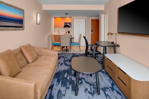 Fairfield Inn & Suites by Marriott Virginia Beach Oceanfront - image 5