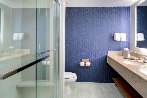 Fairfield Inn & Suites by Marriott Virginia Beach Oceanfront - image 9