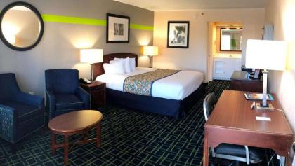 Magnuson Hotel Virginia Beach - image 14