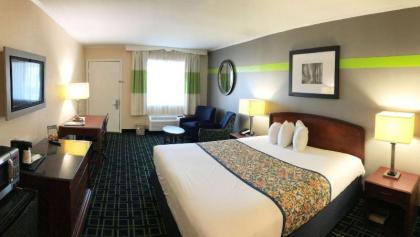 Magnuson Hotel Virginia Beach - image 13