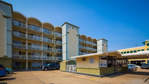 SureStay Hotel by Best Western Virginia Beach Royal Clipper - image 7