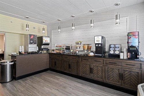 SureStay Hotel by Best Western Virginia Beach Royal Clipper - image 8