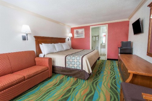 Days Inn by Wyndham Virginia Beach Town Center - image 11