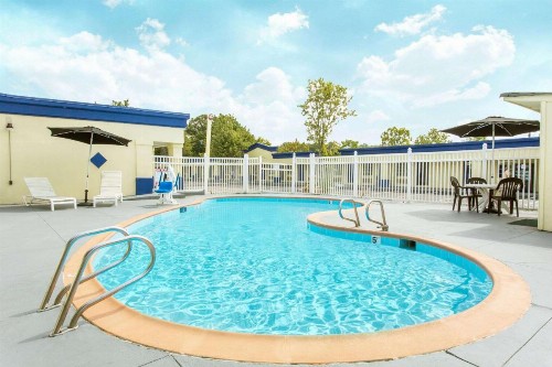 Days Inn by Wyndham Virginia Beach Town Center - image 13