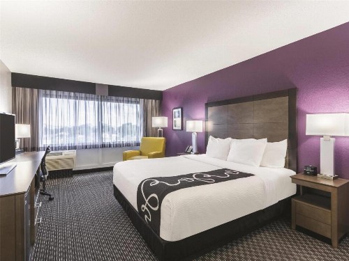 La Quinta by Wyndham Virginia Beach - image 12