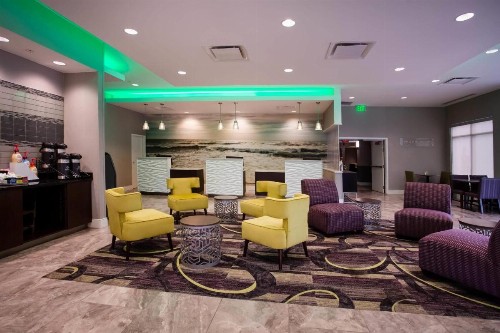 La Quinta by Wyndham Virginia Beach - image 2
