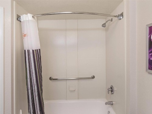 La Quinta by Wyndham Virginia Beach - image 4