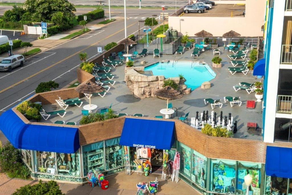 Days Inn by Wyndham Virginia Beach At The Beach - image 7