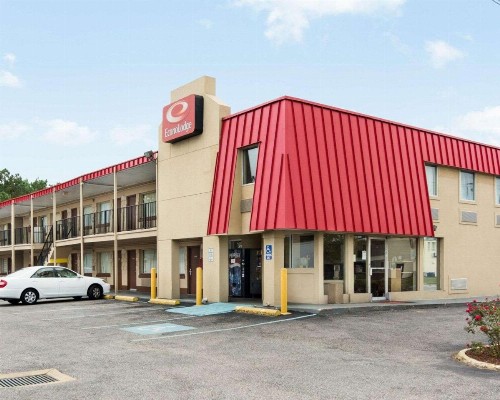 Econo Lodge Town Center - image 2