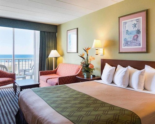 Econo Lodge Virginia Beach - image 12