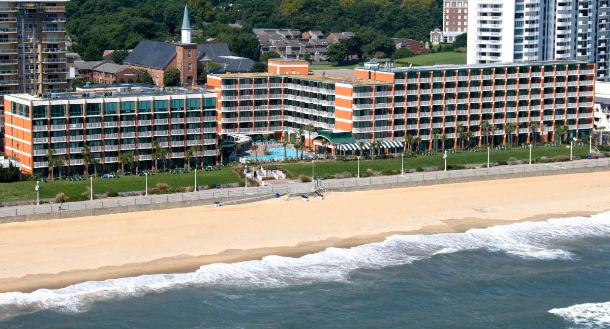 Holiday Inn & Suites North Beach Hotel an IHG Hotel - main image