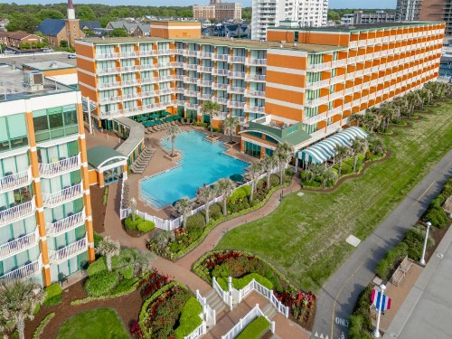 Holiday Inn & Suites North Beach Hotel an IHG Hotel - image 34