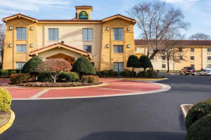 La Quinta Inn  Suites by Wyndham Norfolk Virginia Beach Virginia Beach Virginia