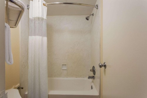 Travelodge by Wyndham Suites Virginia Beach Oceanfront - image 20