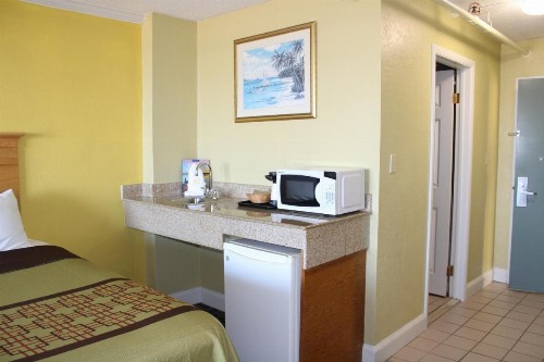 Ocean Holiday - image 2