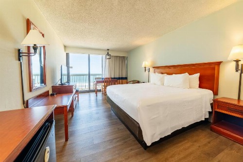 The Oceanfront Inn - Virginia Beach - image 2