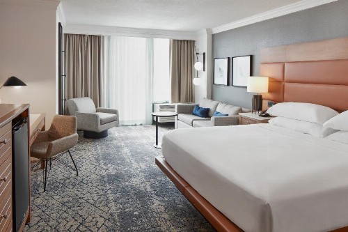 Sheraton Oceanfront Hotel - image 11