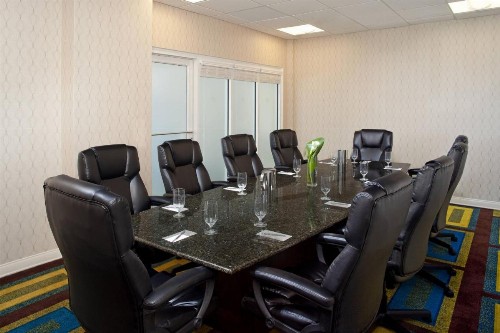 Sheraton Oceanfront Hotel - image 15