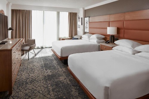 Sheraton Oceanfront Hotel - image 17