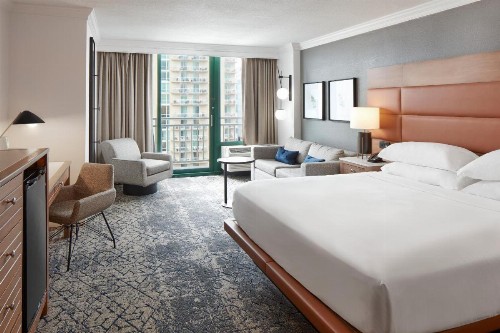 Sheraton Oceanfront Hotel - image 34