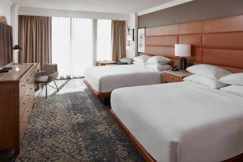 Sheraton Oceanfront Hotel - image 37