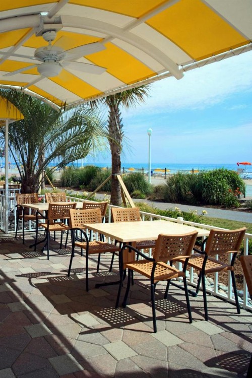 Sheraton Oceanfront Hotel - image 7