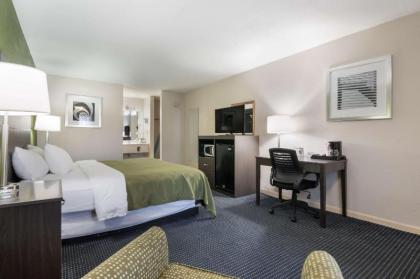 Quality Inn Little Creek - image 15