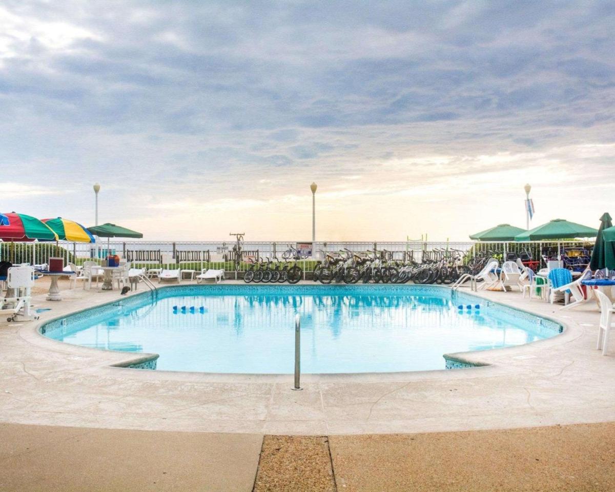 Quality Inn and Suites Oceanfront - main image