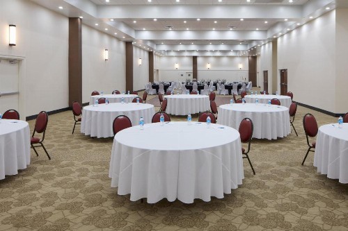 Four Points by Sheraton Virginia Beach Oceanfront - image 12